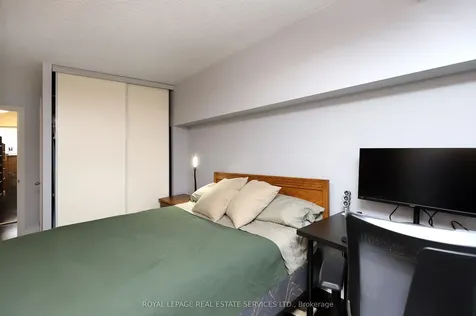 105 Victoria Street Toronto ON M5C 3B4