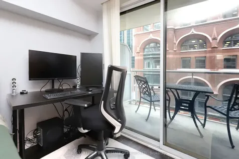 105 Victoria Street Toronto ON M5C 3B4