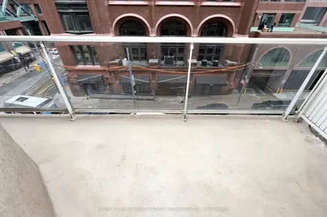 105 Victoria Street Toronto ON M5C 3B4