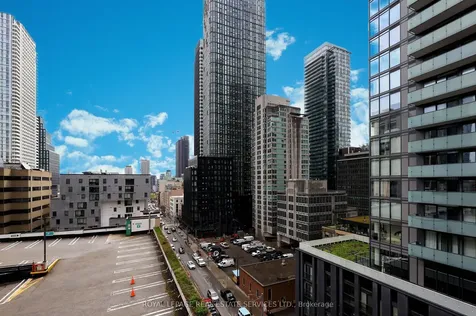 105 Victoria Street Toronto ON M5C 3B4