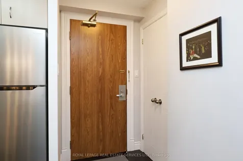 105 Victoria Street Toronto ON M5C 3B4
