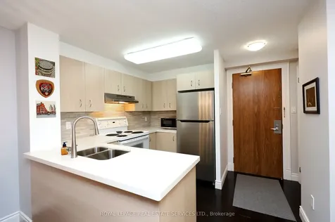 105 Victoria Street Toronto ON M5C 3B4