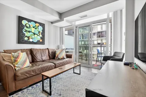 525 Adelaide Street W Toronto ON M5V 0N7
