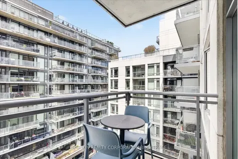 525 Adelaide Street W Toronto ON M5V 0N7