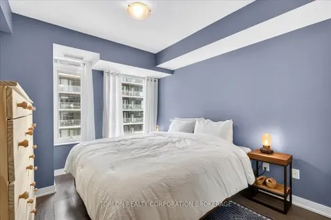 525 Adelaide Street W Toronto ON M5V 0N7