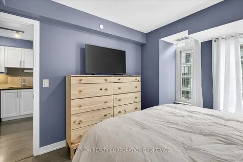 525 Adelaide Street W Toronto ON M5V 0N7