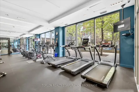 525 Adelaide Street W Toronto ON M5V 0N7