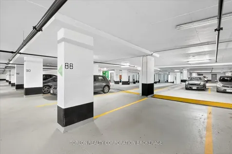 525 Adelaide Street W Toronto ON M5V 0N7