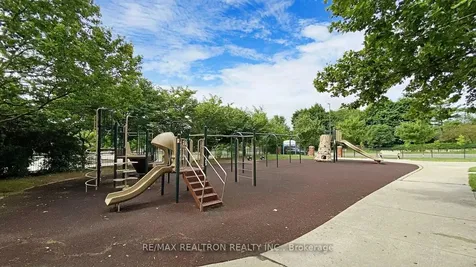 503 Beecroft Road Toronto ON M2N 0A2