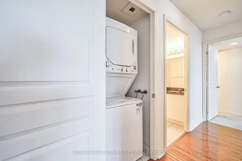 503 Beecroft Road Toronto ON M2N 0A2
