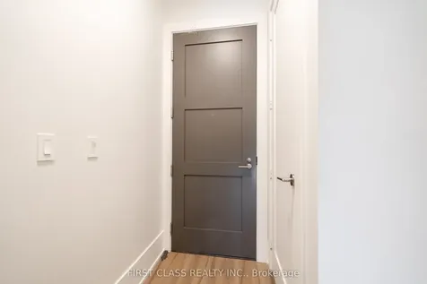 20 John Street Toronto ON M5V 0G5