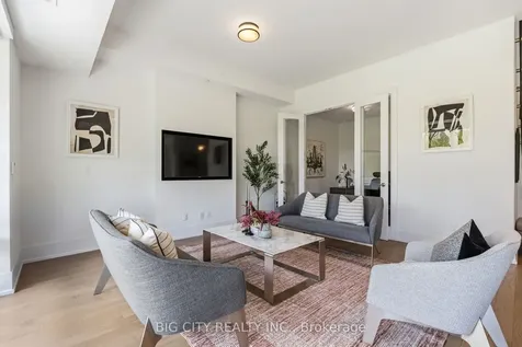 25 Adra Grado Way Toronto ON M2J 4L1