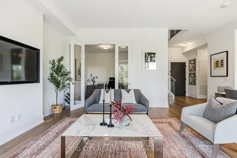 25 Adra Grado Way Toronto ON M2J 4L1