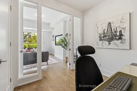 25 Adra Grado Way Toronto ON M2J 4L1