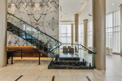 25 Adra Grado Way Toronto ON M2J 4L1