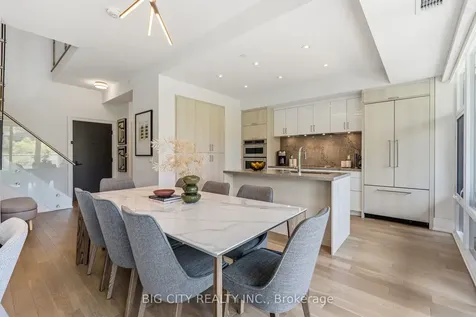 25 Adra Grado Way Toronto ON M2J 4L1