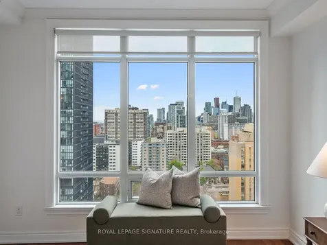 100 Hayden Street Toronto ON M4Y 3C7