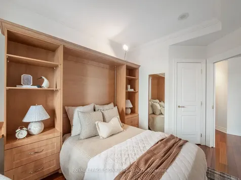 100 Hayden Street Toronto ON M4Y 3C7