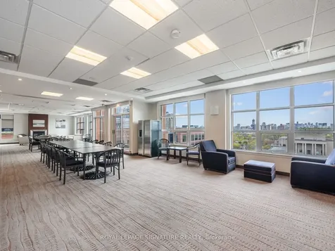 100 Hayden Street Toronto ON M4Y 3C7