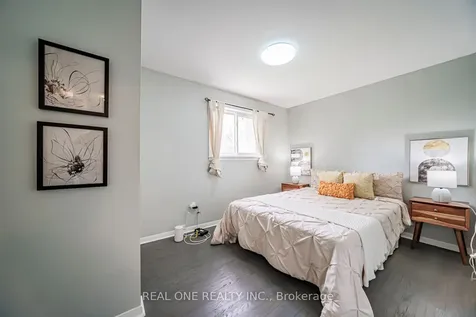 27 Elise Terrace Toronto ON M2R 2W9