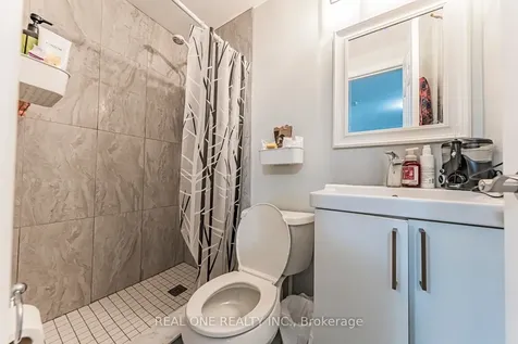27 Elise Terrace Toronto ON M2R 2W9