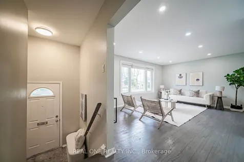 27 Elise Terrace Toronto ON M2R 2W9
