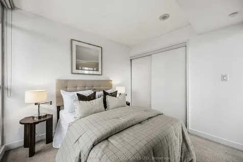 25 Capreol Court Toronto ON M5V 3Z7