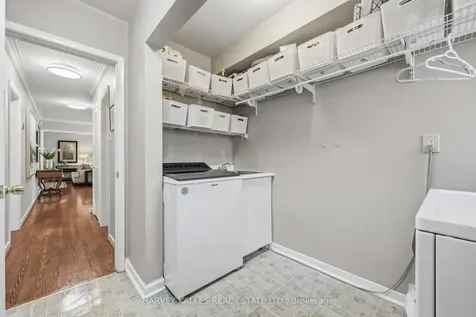 29 Warlock Crescent Toronto ON M2K 2H8