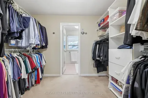 29 Warlock Crescent Toronto ON M2K 2H8