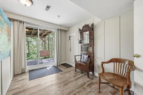 29 Warlock Crescent Toronto ON M2K 2H8