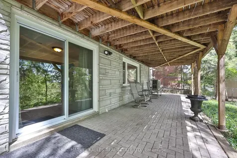 29 Warlock Crescent Toronto ON M2K 2H8