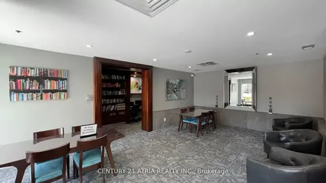 17 Barberry Place Toronto ON M2K 3E2