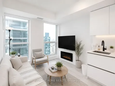 327 King Street Toronto ON M5V 0W7
