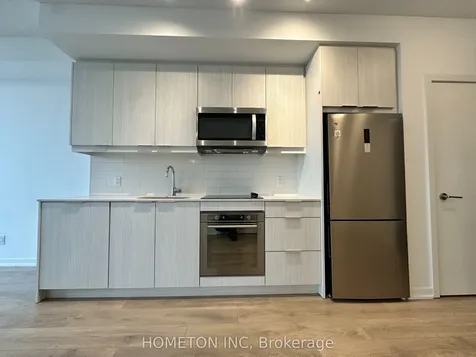 36 Forest Manor Road Toronto ON M2J 1M5