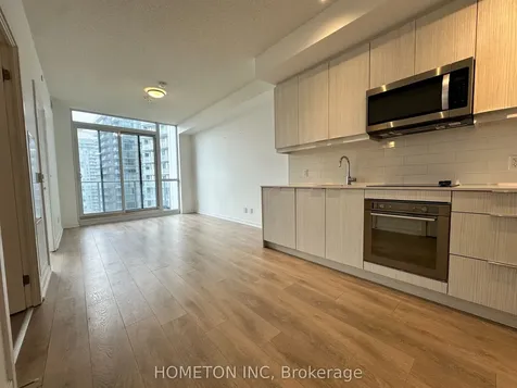 36 Forest Manor Road Toronto ON M2J 1M5