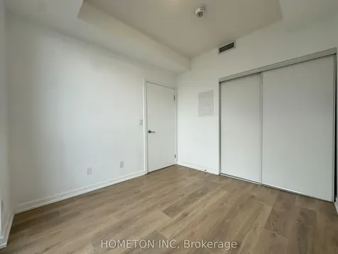 36 Forest Manor Road Toronto ON M2J 1M5