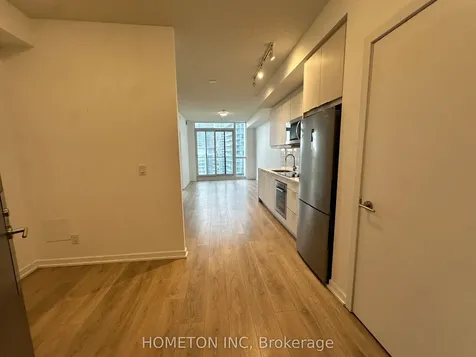 36 Forest Manor Road Toronto ON M2J 1M5