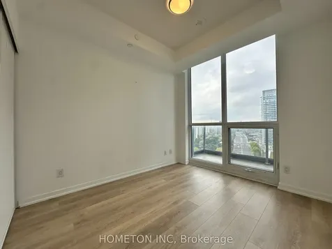 36 Forest Manor Road Toronto ON M2J 1M5