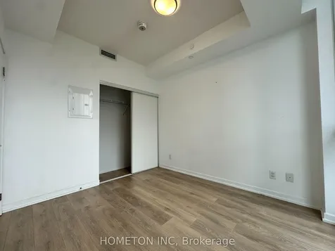 36 Forest Manor Road Toronto ON M2J 1M5