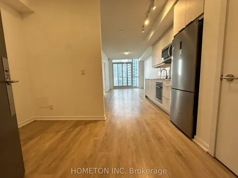 36 Forest Manor Road Toronto ON M2J 1M5