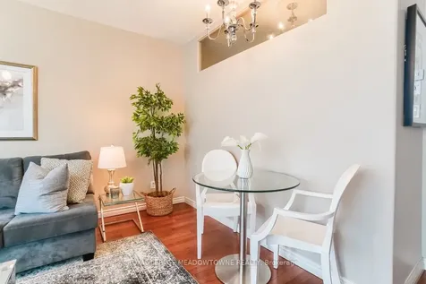 263 Wellington Street W Toronto ON M5V 3E6