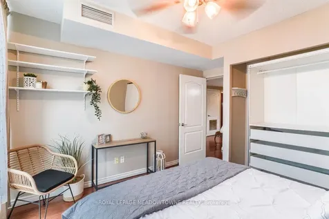 263 Wellington Street W Toronto ON M5V 3E6