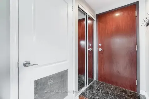 263 Wellington Street W Toronto ON M5V 3E6