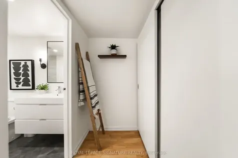388 Richmond Street W Toronto ON M5V 3P1