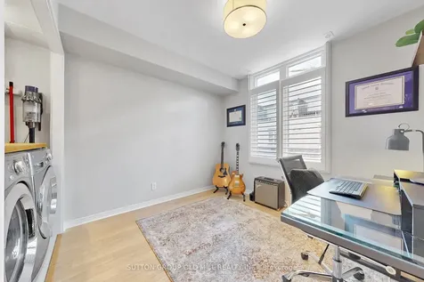 12 Sudbury Street Toronto ON M6J 3W7