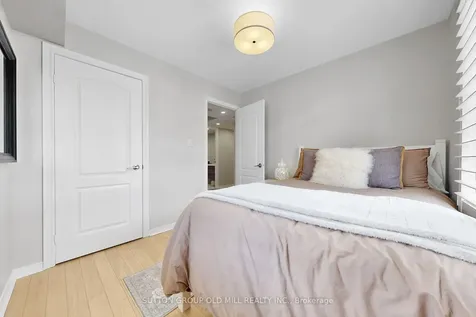 12 Sudbury Street Toronto ON M6J 3W7