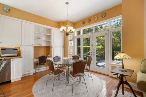 466 Glengarry Avenue Toronto ON M5M 1G1