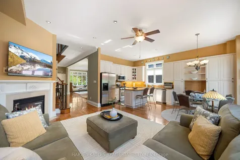 466 Glengarry Avenue Toronto ON M5M 1G1
