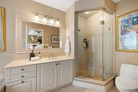 466 Glengarry Avenue Toronto ON M5M 1G1