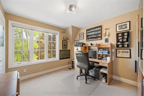 466 Glengarry Avenue Toronto ON M5M 1G1